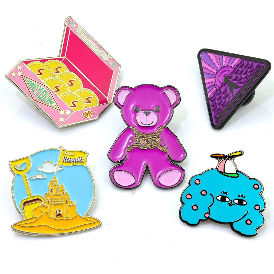 Enamel Pin Making 2D Metal Badge 3D Enamel Pin Usher Badge