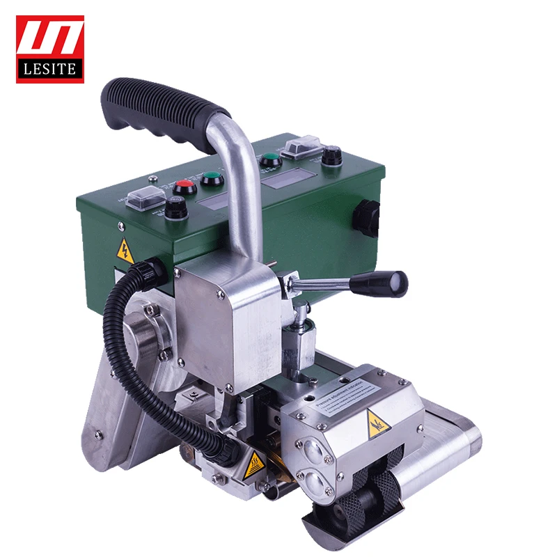 Plastic HDPE Geomembrane Welding Machine Close to Comet