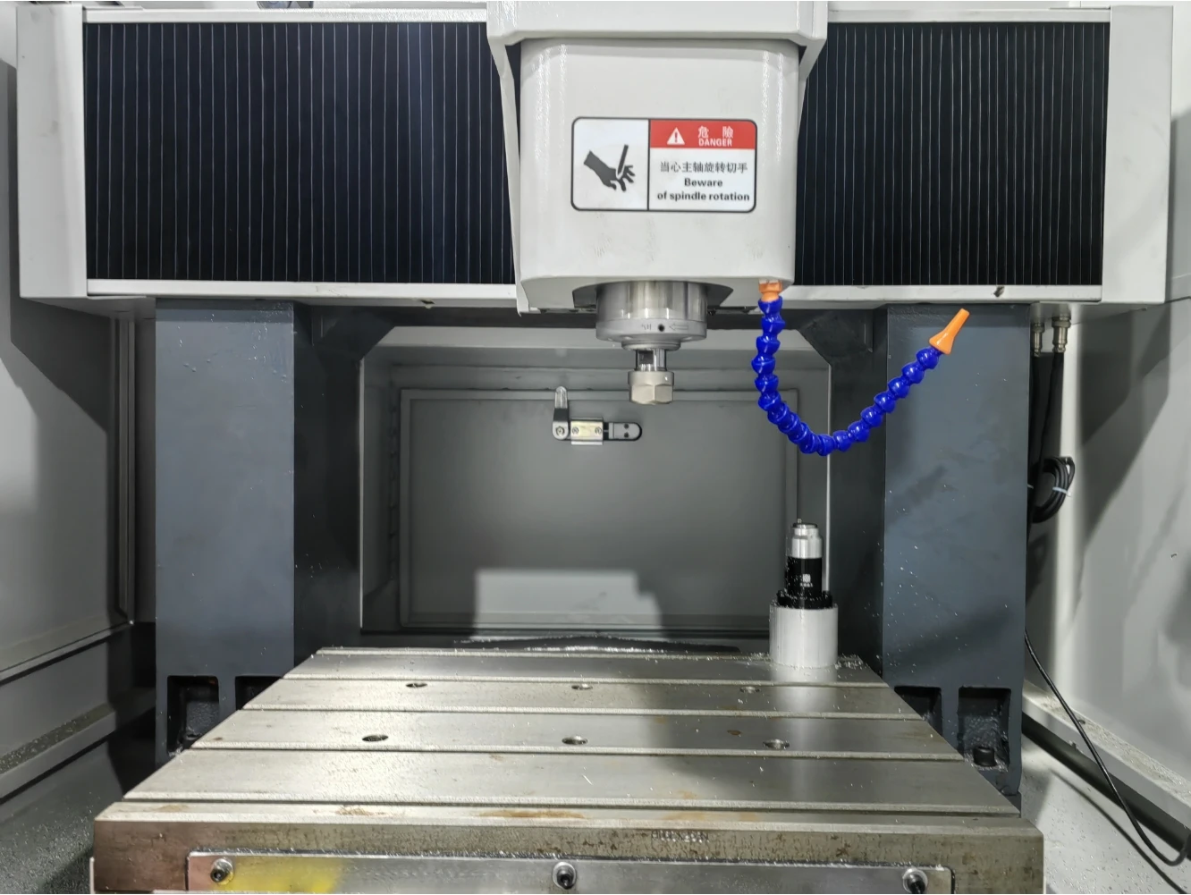 2020 GSK RY540 CNC Milling Machine 4 Axis with Key Motor 5 Axis Machine Max Ordinary Duty Travel Metal Centre New Product