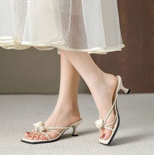 Outerwear slippers New summer square open-toed high heels slippers with thin heels flip-flops