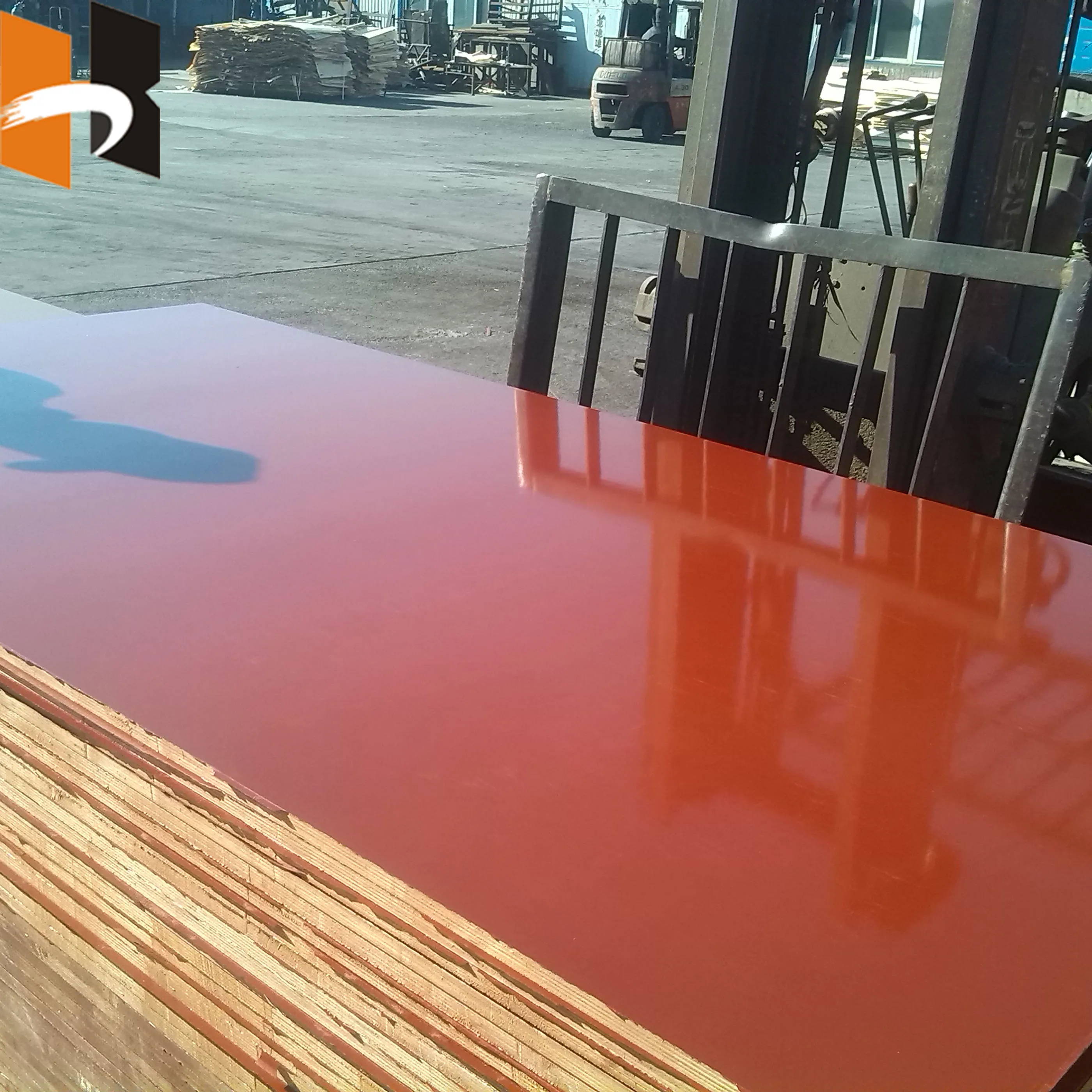 High Quality Film Faced Plywood 12mm Poplar Wood Core Fancy Plywood For Construction