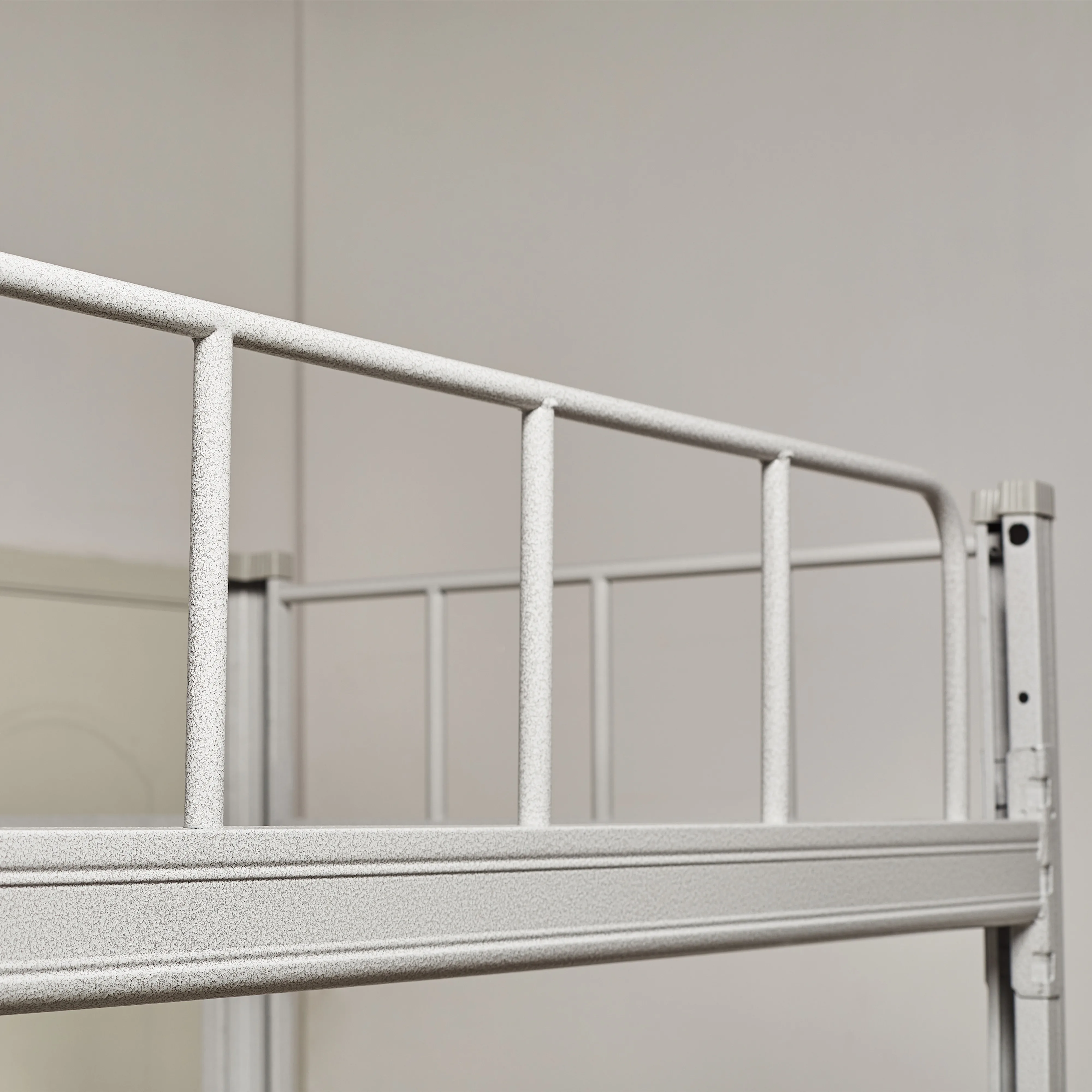 Cheap Price Modern Bedroom Furniture 1.2mm Iron Two Story Gaming Metal Bunk Bed