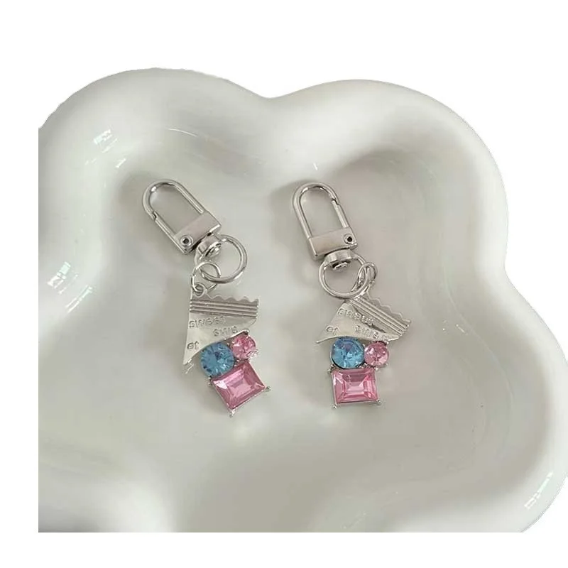 Custom cool black cherry color diamond sweetheart candy keychain pendant personalized student backpack accessories for gift