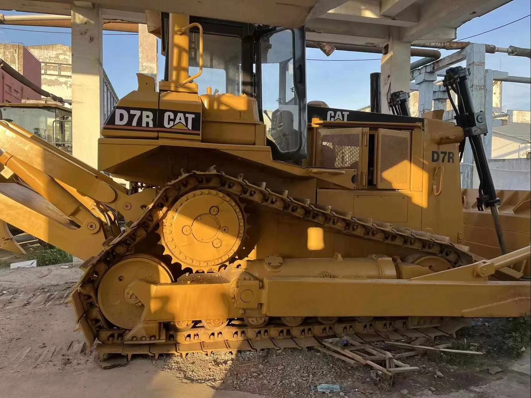 100% original used bull dozers caterpillar D7G Japan made CAT D7R earth-moving reinforced hydraulic bulldozer