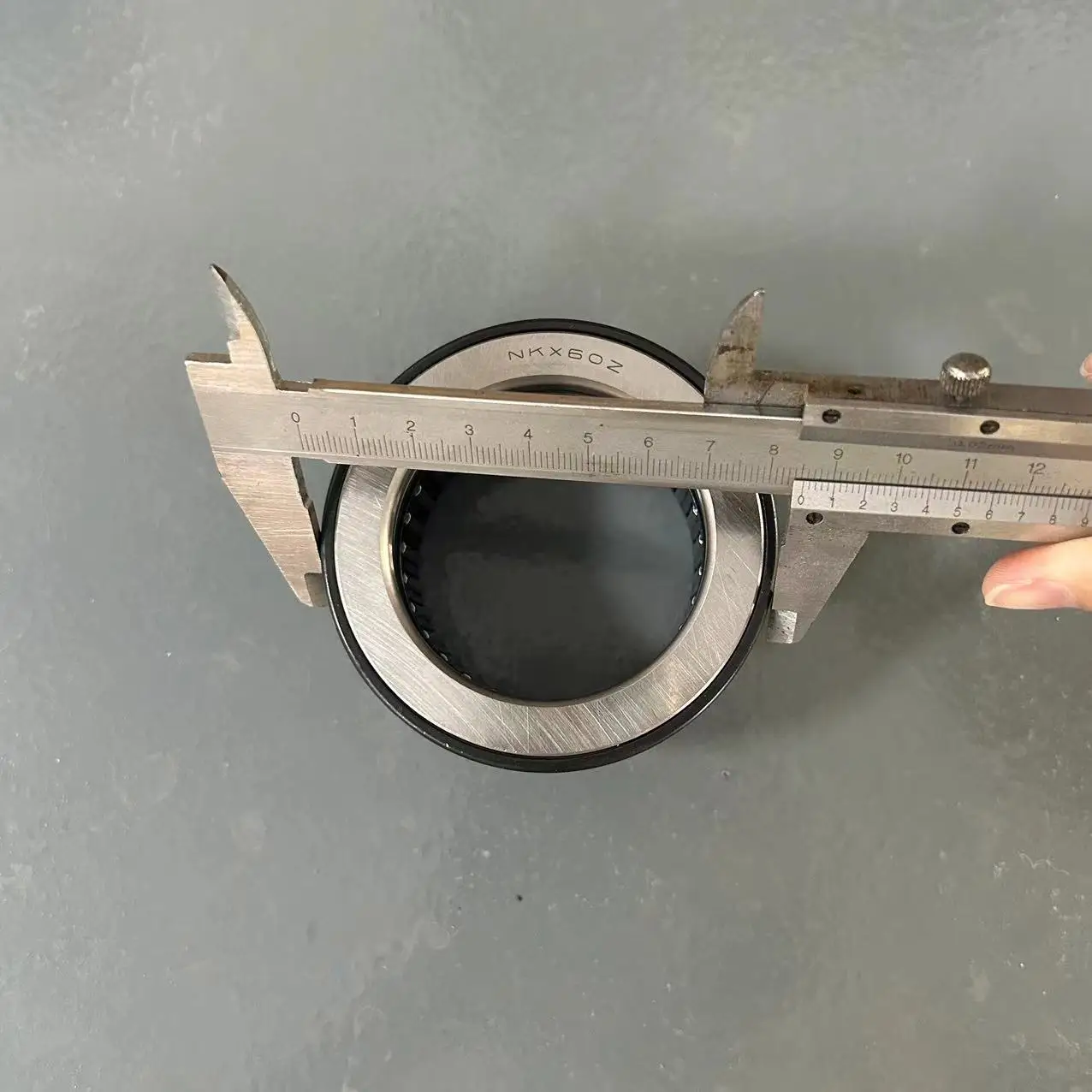 NKX60Z Thrust Needle Roller Bearing Thrust roller axle bearing