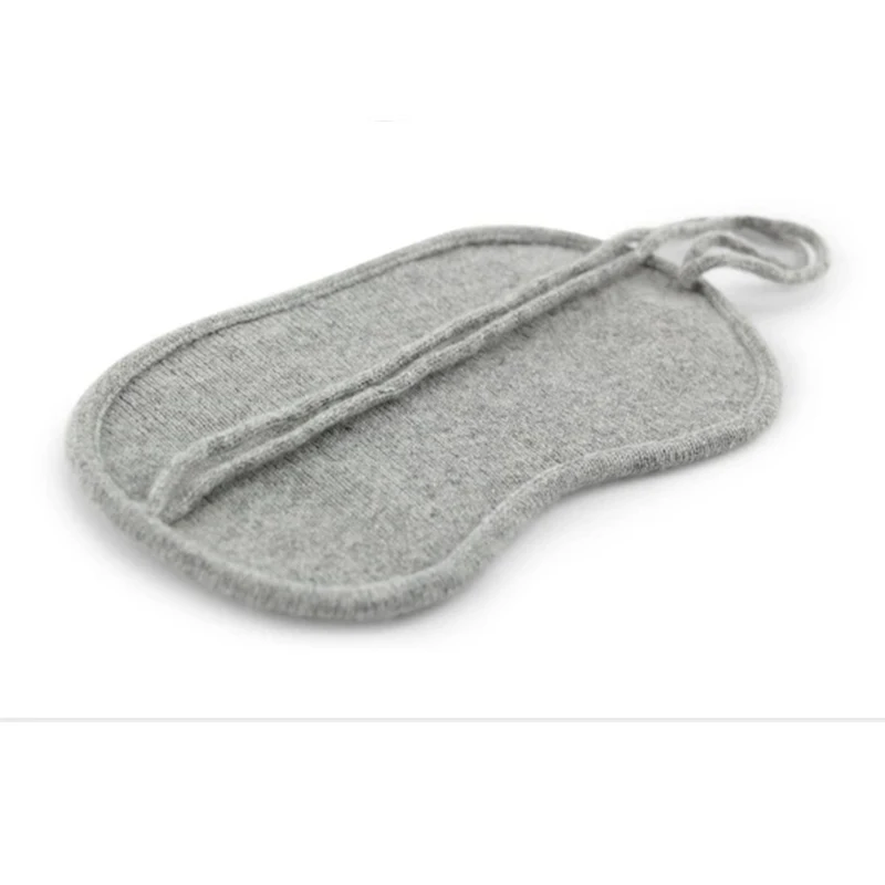 
Luxury Knitted Pure Cashmere Travel Set Kit with 4 Pieces blanket Eye Mask Socks Carry Case 