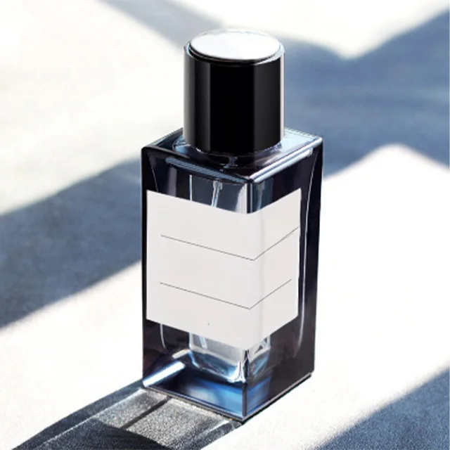 PUTIAN Wholesale Square 30 Ml 50ml 100 Ml Classic Empty Black Smoky Spray Glass Vintage Perfume Bottle With Wood Plastic Lid