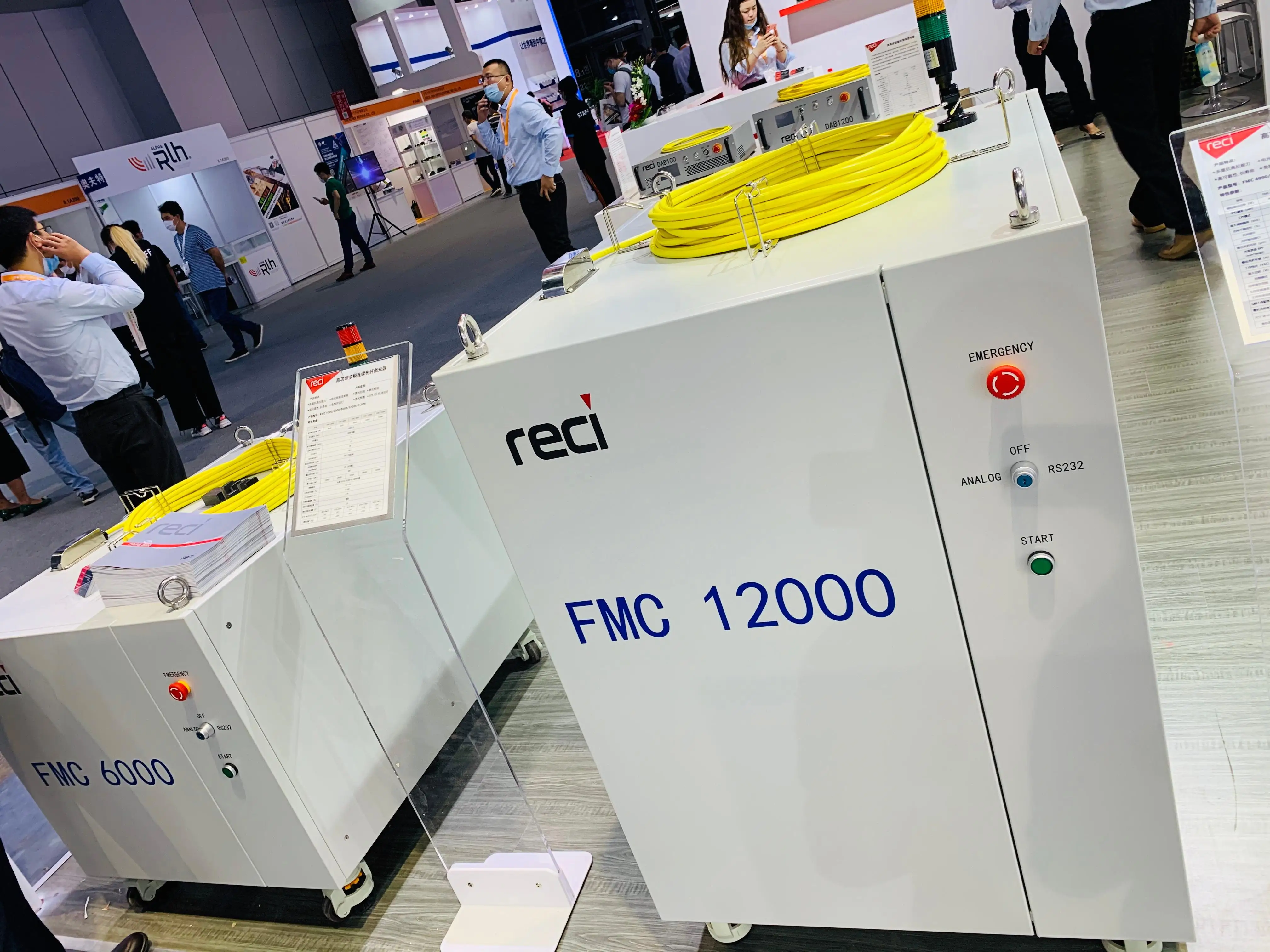 factory supplier reci fiber laser source 1000W 1500W 2000W 3000W laser parts equipment