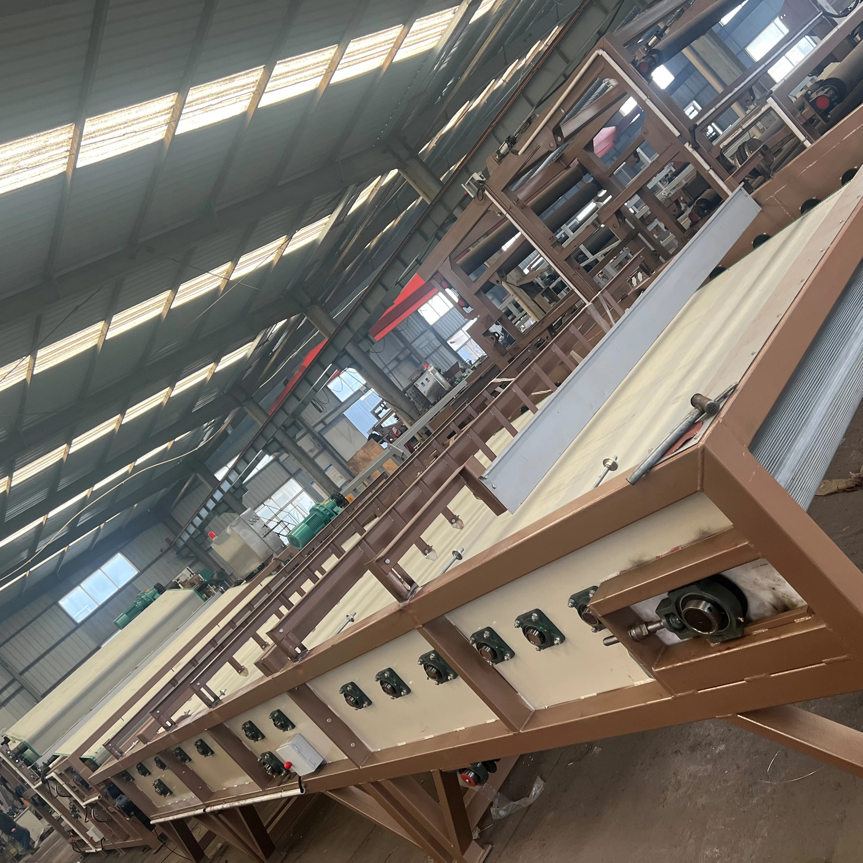 Oversea service carbon steel  304 sludge dewatering machine automatic horizontal rubber belt vacuum filter for water treatment