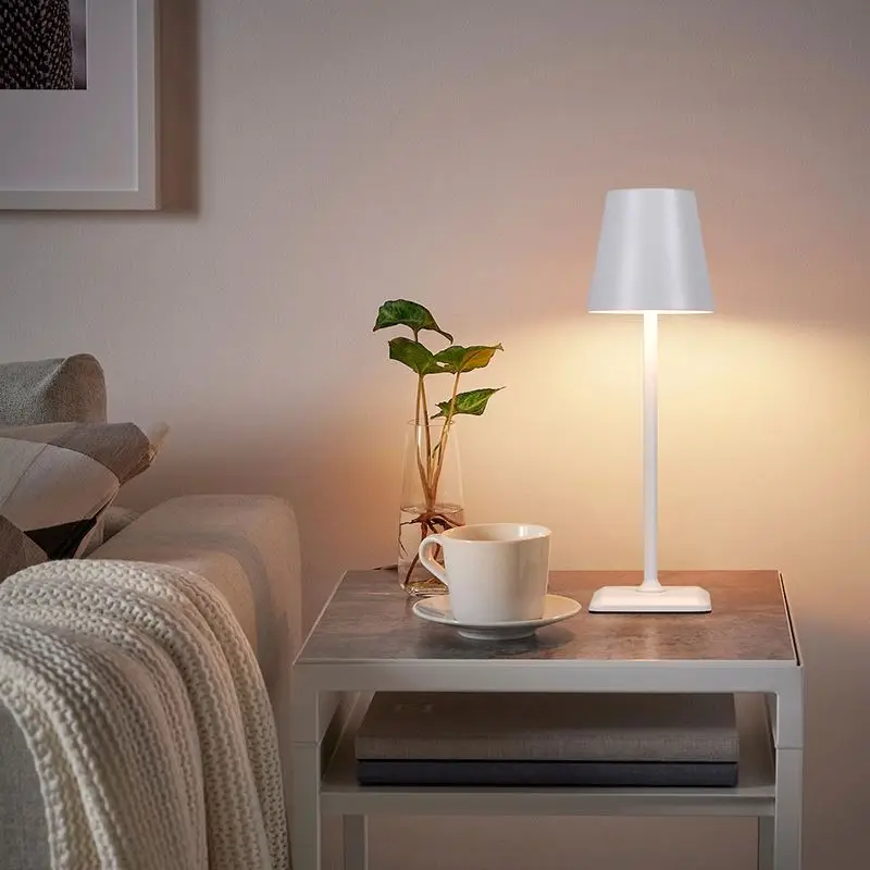 Hot Selling Light Luxury Lamp Home Bedroom Hotel Guest Room Decoration Lighting Cordless Rechargeable Aluminum LED Table Lamp