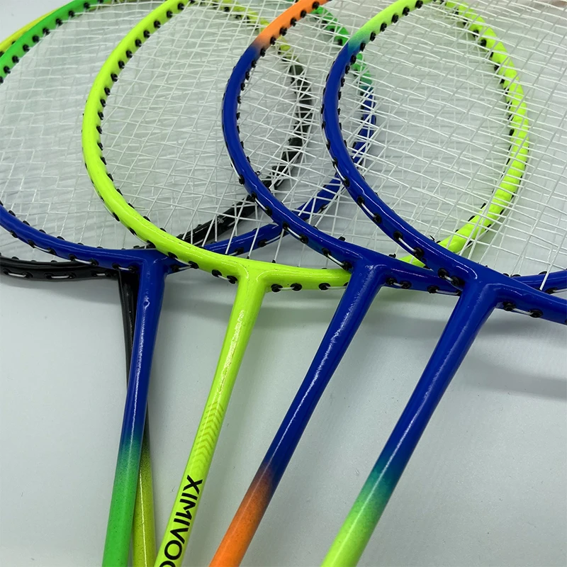 Badminton racket with wholesale price and high quality which has carbon badminton racket.