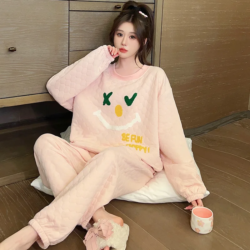 The New Pajamas Women Long-Sleeved Air Cotton Laminated Thickened Warm Home Apparel Plus Size Suit