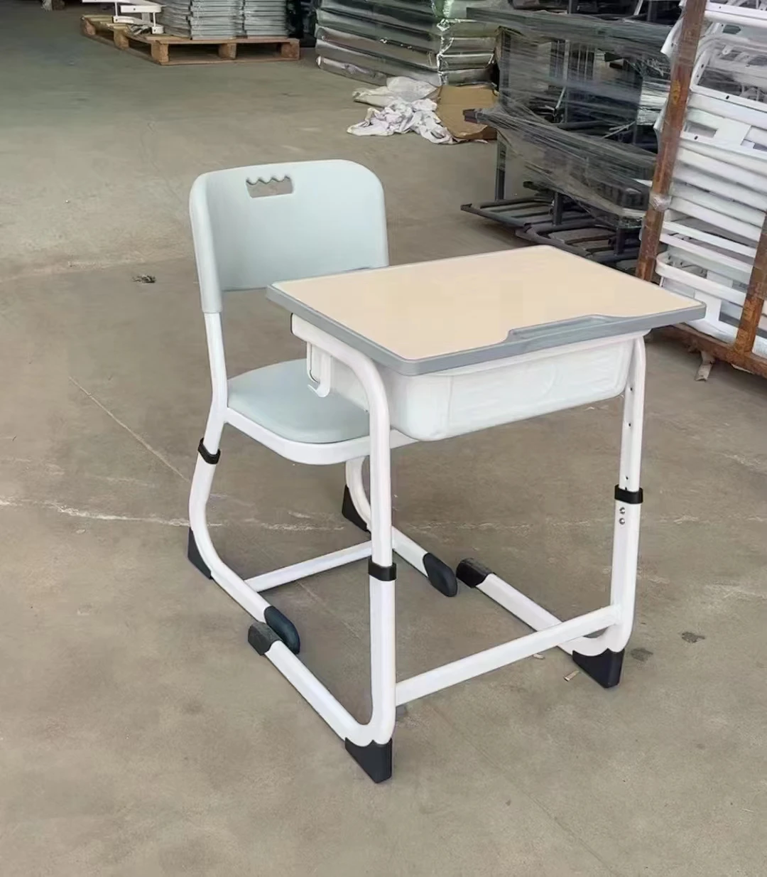 Best Seller School Desk Chair Nice Design Student Desk Chair for College Modern Style Made Wood Plastic Steel Frame school use