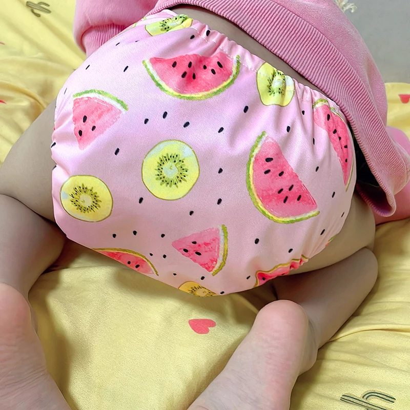 Customized Huggie Washable Baby Diapers Wholesale Reusable Baby Fabric For Cloth Diaper One Size Cloth Diaper Soft