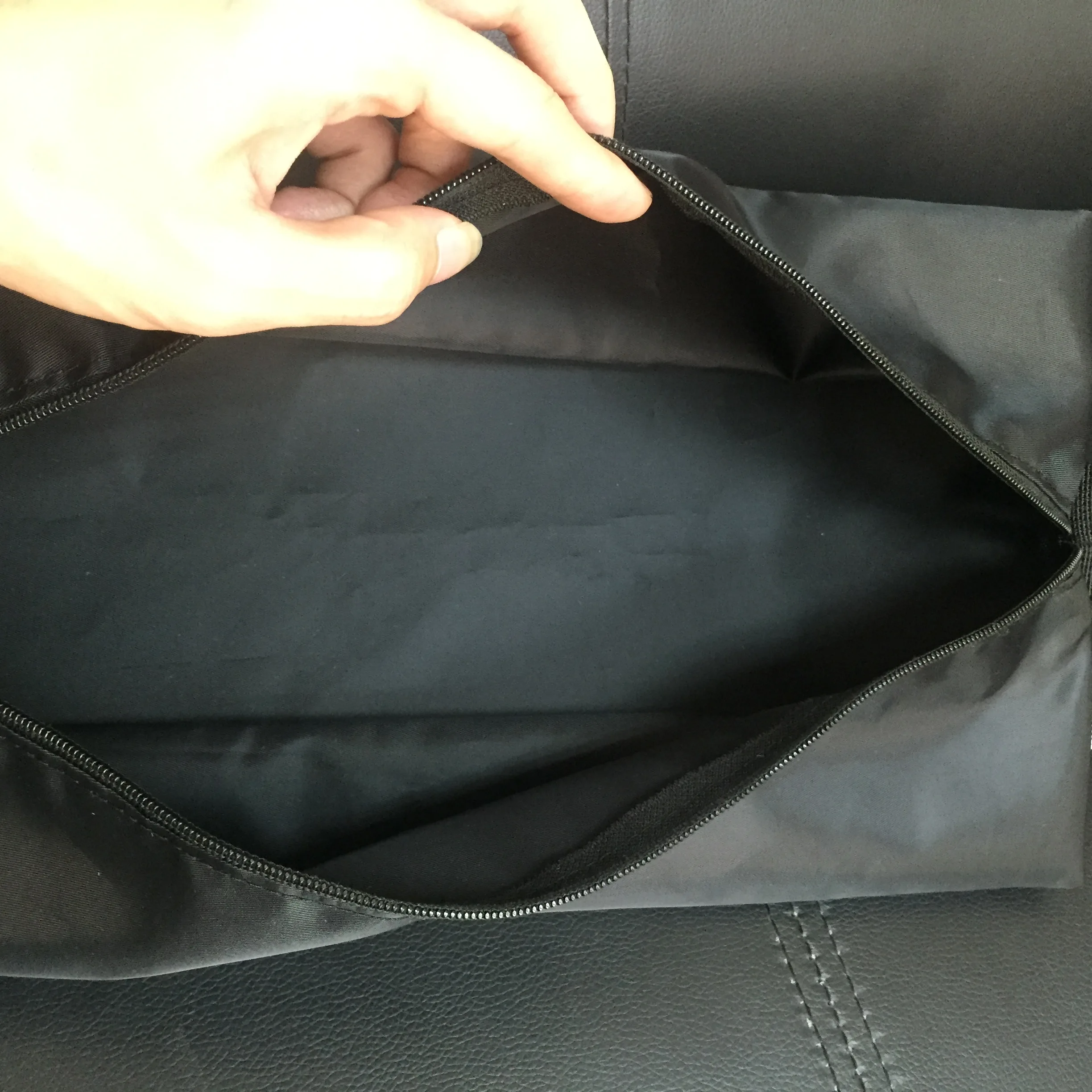 Custom Logo Reusable Foldable Shoe Storage Organizer Bag Waterproof Travel Gym Dust Bag 230 Twill Polyester Zipper Shoe Bag