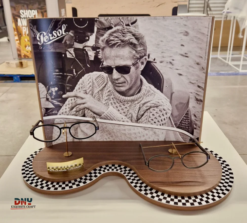 Advanced design sense wood and metal glasses display stand for glasses boutique stores