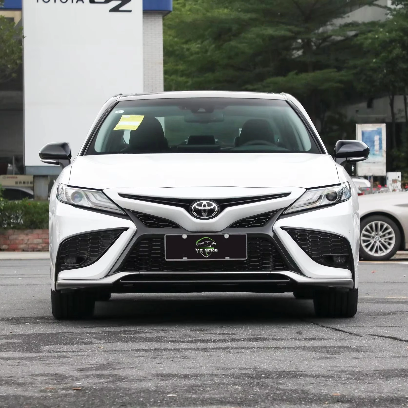 YK MOTORS 2024 127(173Ps) EV Electric Vehicle CVT China Hot Sale Cam.ry In Stock