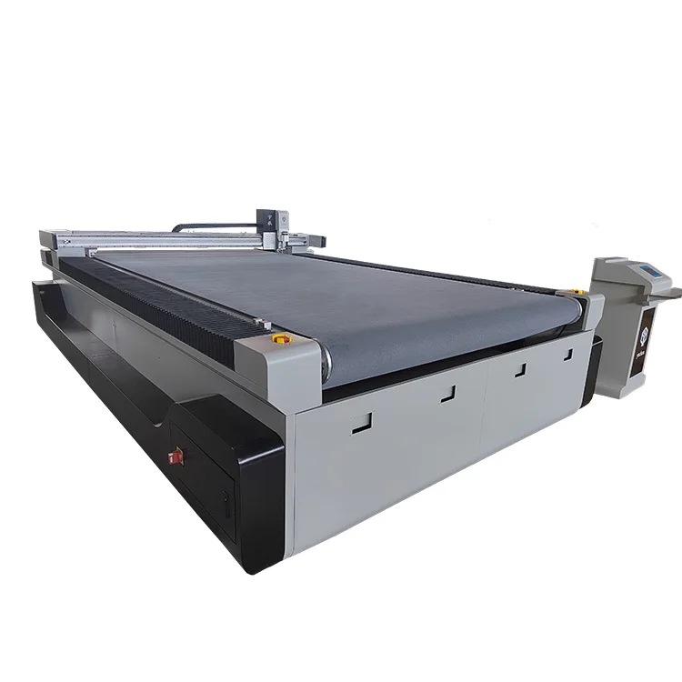 YUCHEN Hot Selling CNC Buy Roller Blinds Fabric Flatbed Cutting Machine fabric sofa cover Cnc Cutting  Oscillating Blade Leather