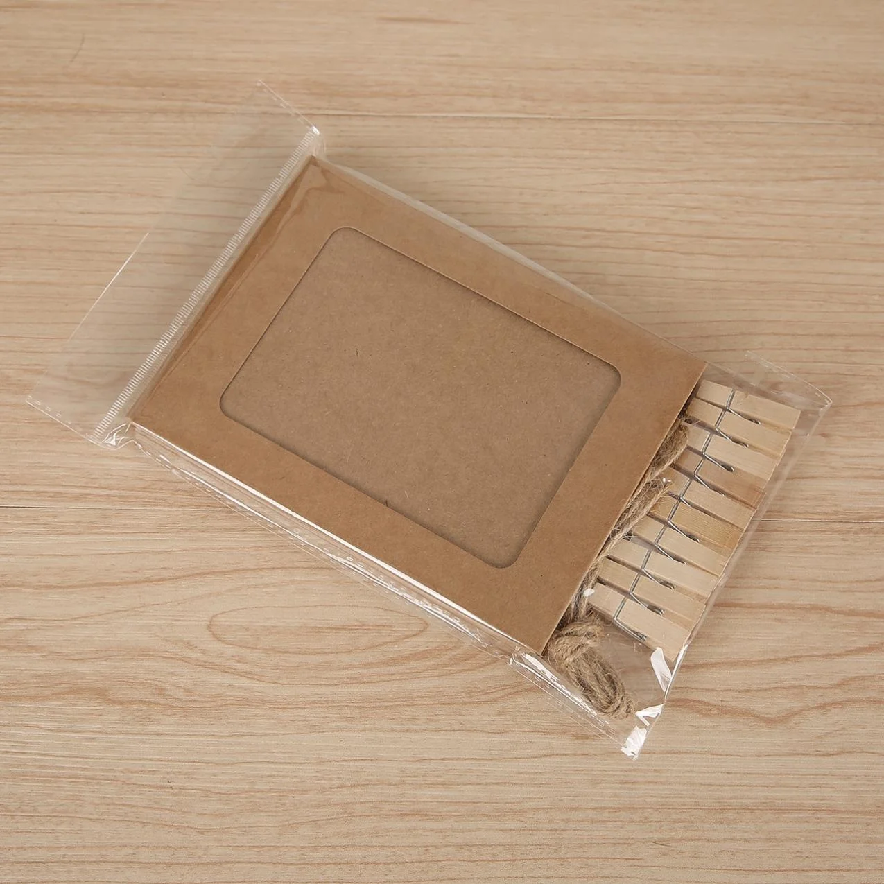 Brand New White Paper Photo Frames With High Quality