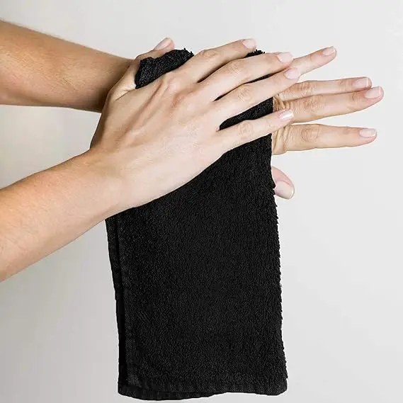100% Cotton Absorbent Black Towel Hand Make Up Towel Black Face Towel with Embroidery Logo for Beauty Salon and SPA Wedding Gift