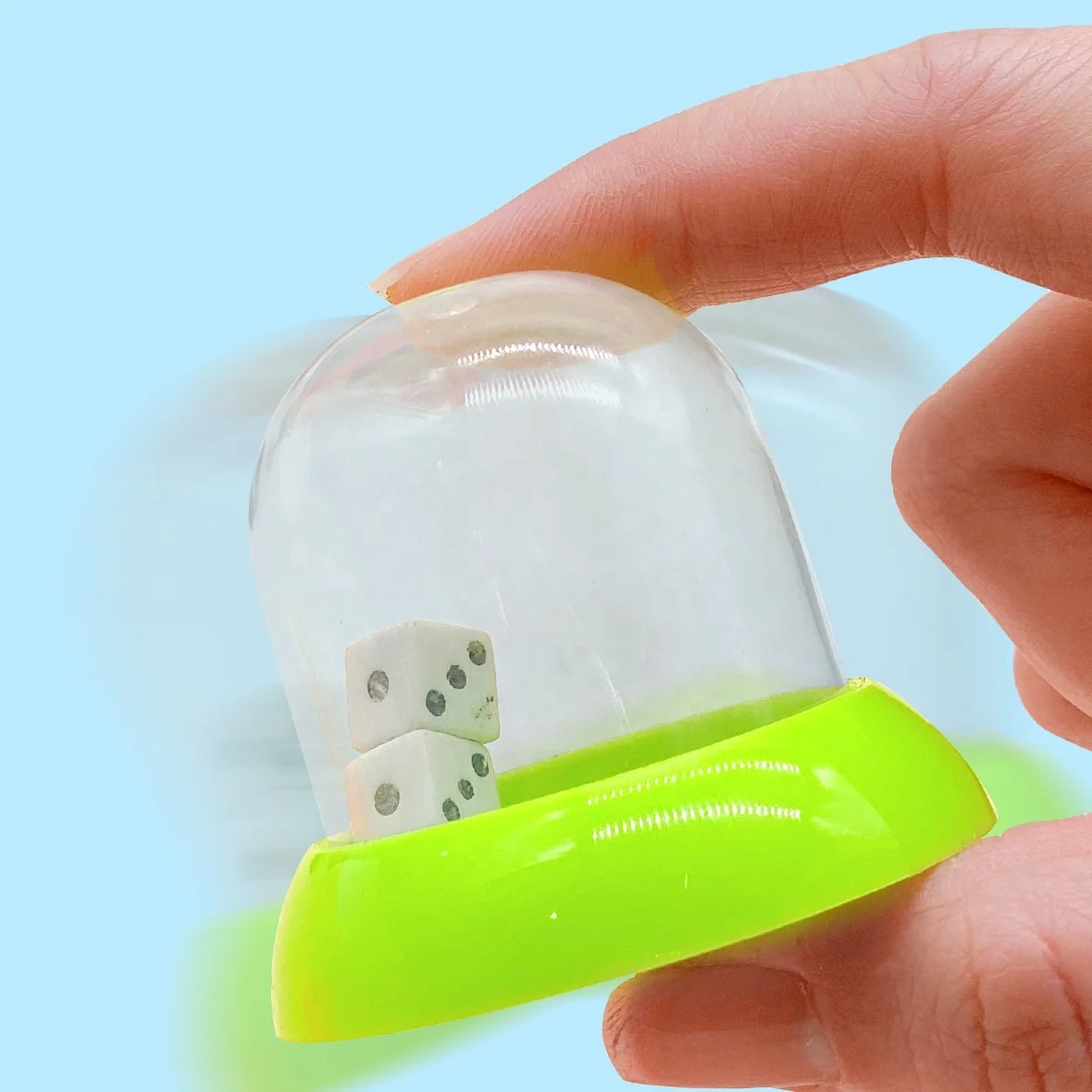 Table game decompression parent-child plastic creative mini sieve cup dice kindergarten gift toy wholesale