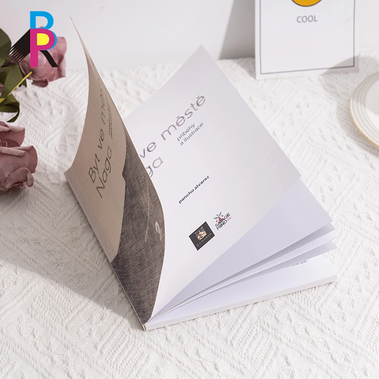 Хорошее качество мягкая обложка печать книг индивидуальный дизайн Книга в мягкой обложке