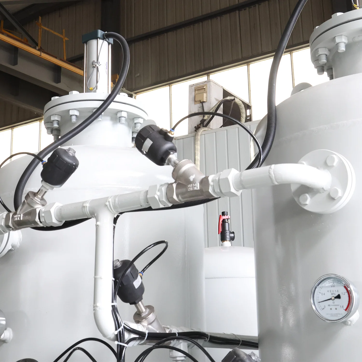 Yangtian 99.99% High Purity MINI Intelligent Liquid Nitrogen Device Small Liquid Nitrogen Generator for Laboratory Use