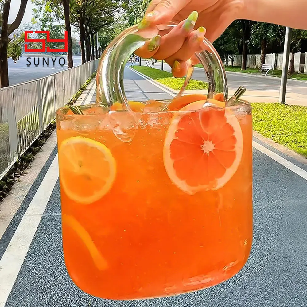 SUNYO Glass Purse Drinking Handbag Decanter Cocktail Glass Portable Glass Bag Elegant Bar Mixing Beaker for Party