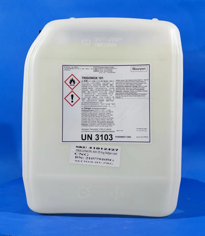 Yellowish  clarified 2. 5-dimethyl-2. 5-bis (peroxy-tert-butyl) hexane polymerization initiator