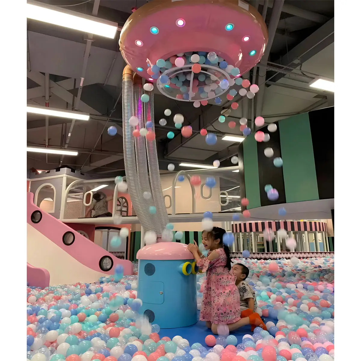 Easyfun Popular indoor amusement equipment naughty fort ball pool sprinkle ball game machine for sale