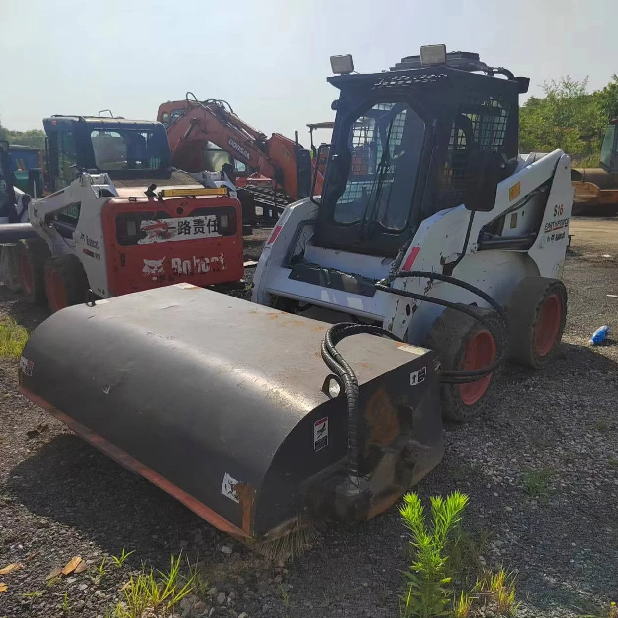 Подержанный Bobcat S16 S18 S70 S130 S160 S185 S220 S270 S300 S450 S550 S750 Оригинальный мини-погрузчик по низкой цене для продажи