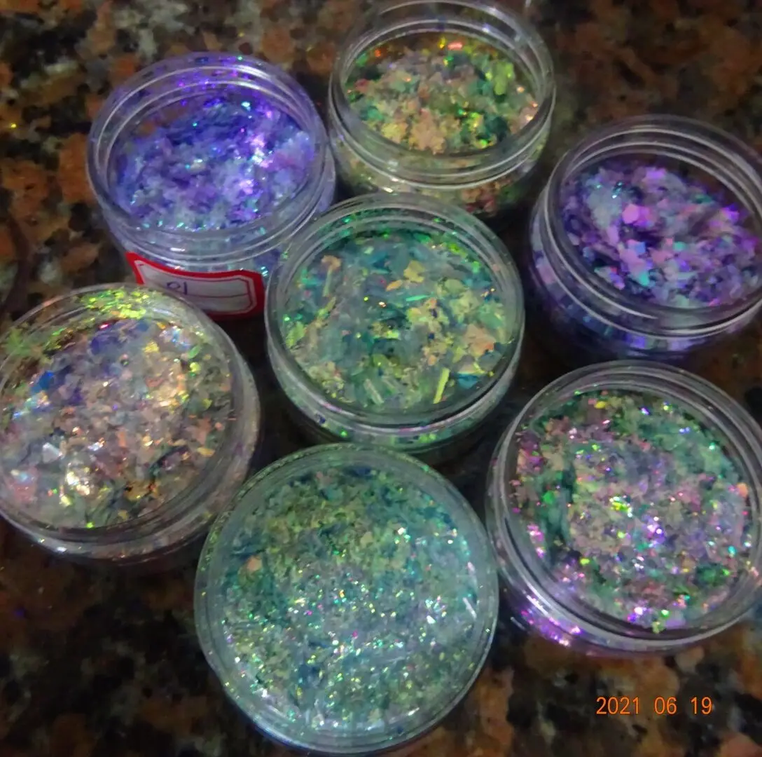 
Wholesale aurora colorshift multi chrome chameleon eyeshadow flakes 