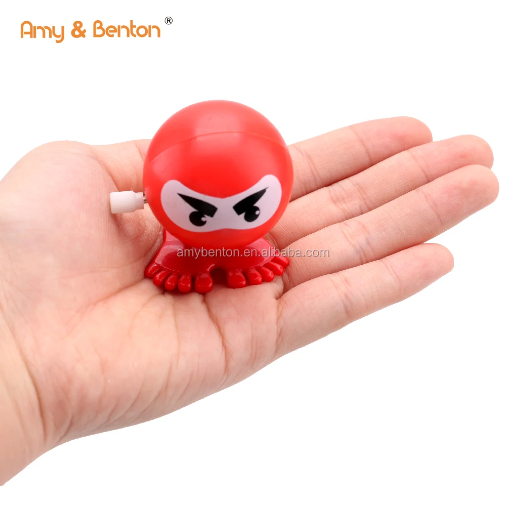 2020 Wholesale cheap plastic wind up toys walking ninja wind up ninja toys