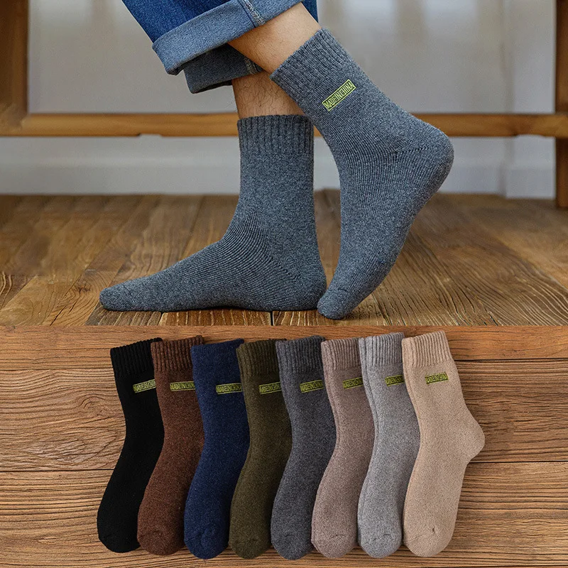 Wholesale thicken winter socks men warm crew cashmere alpaca wool socks custom logo