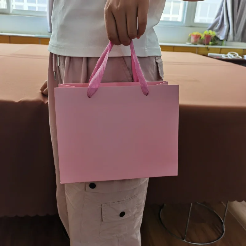 Private label logo printing luxury gift bags wholesale personalized jewelry paper bag shopping bags paper with handle