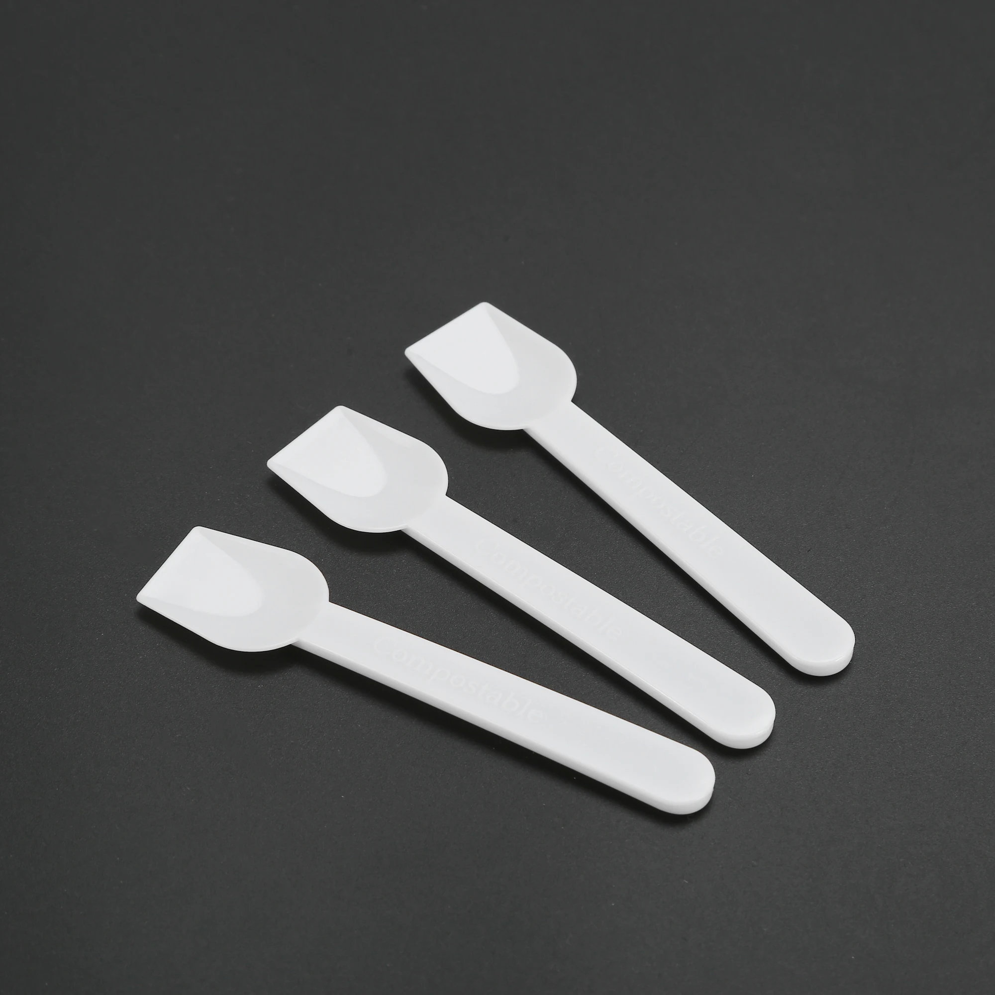 Quanhua Custom Logo Disposable Ice Cream Curved Spoon Alcas Disposable Ice Cream Scoop Spoon