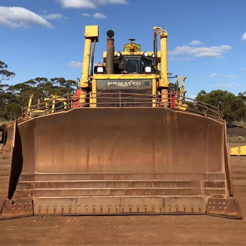 good coondition original Japan komatsu 375A D375 D31 D475 D375-6 d5 d6 d7 d8 d9 d10 d11 bulldozer for sale
