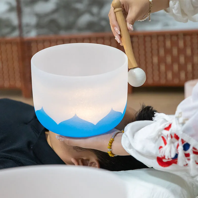 AMAZING BRAND Chakra Frosted candy colored Crystal Quartz Singing Bowl for meditation and sound healing with C D E F G A B notes