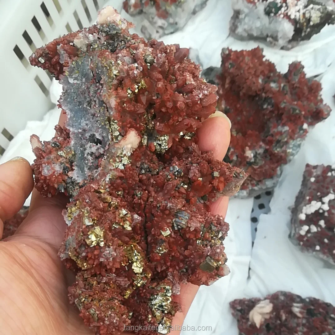 wholesale natural large rough raw red quartz crystal cluster rock stone specimens for collection