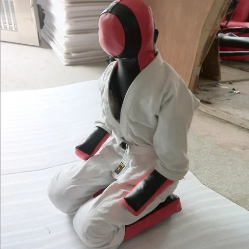 training jiu jitsu BJJ dummy