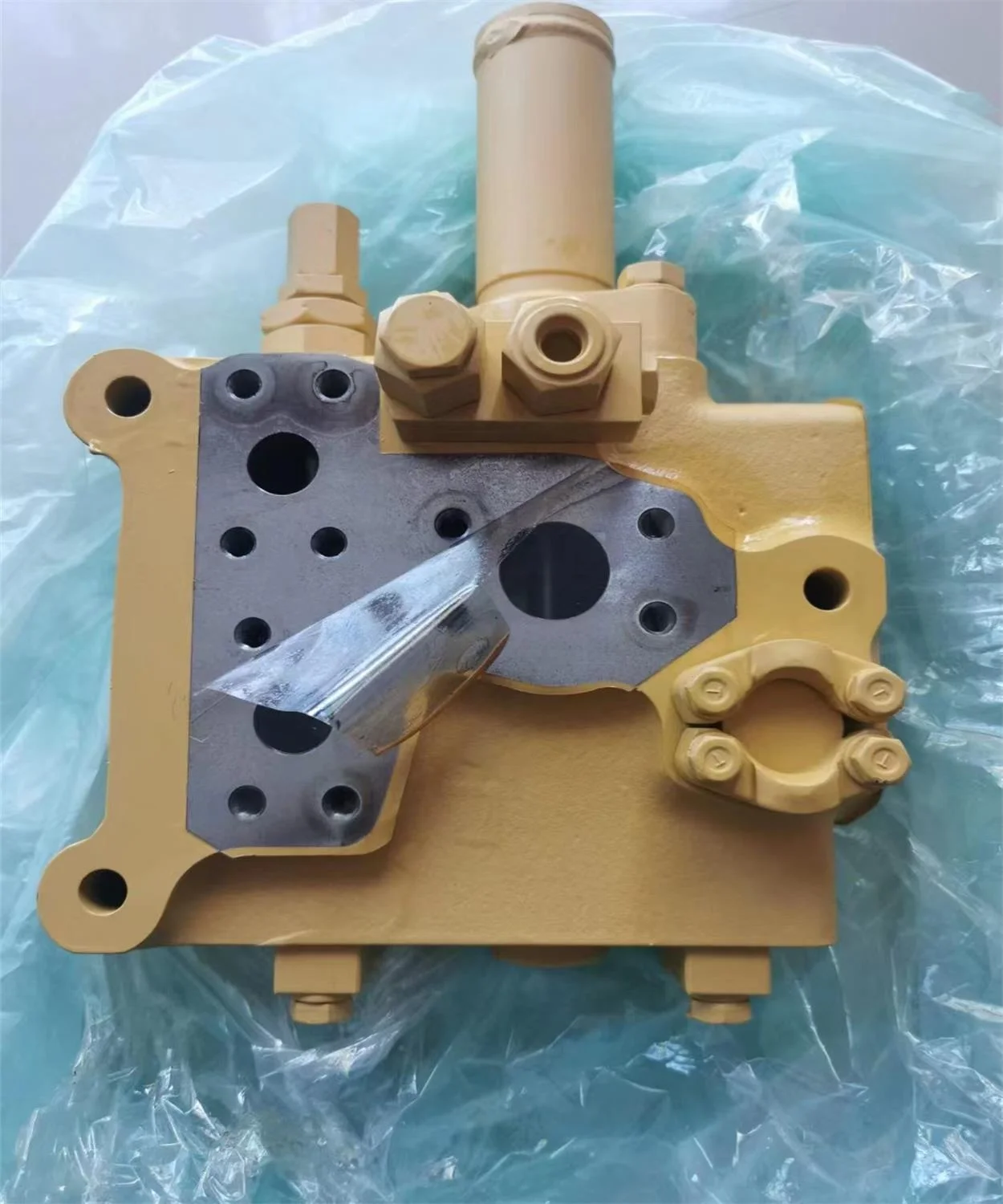 702-21-29001 702-21-29000 клапан в сборе для самосвала KOMATSU HD465-7 HD605-7 HD325-7 HD405-7