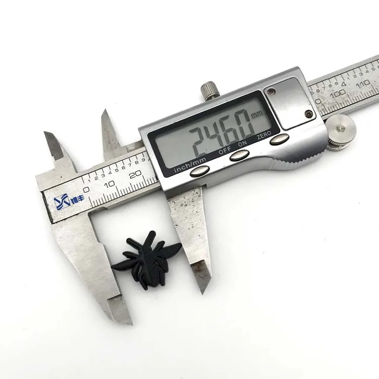 Attractive Price Logo Branding Metal Tag Personalized Clothing  For Private Labels