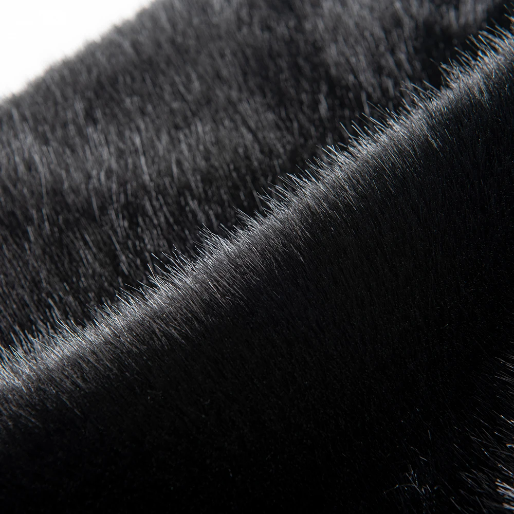 Big weight very soft 100% polyester faux fur fabric fox fur fabrics for hood scarves , winter ponchos, ladies pullovers