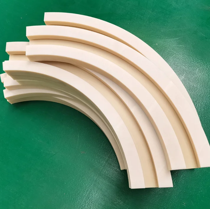 Batch customization of lightweight injection molded parts for primary medical product packaging