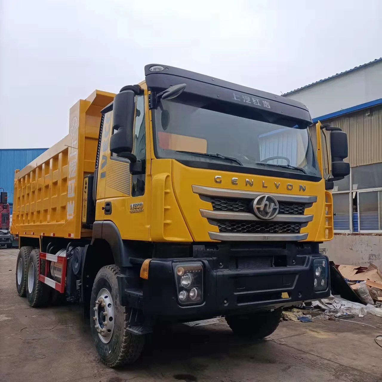 Продажа самосвала IVECO Hongyan 6x4 сделано в