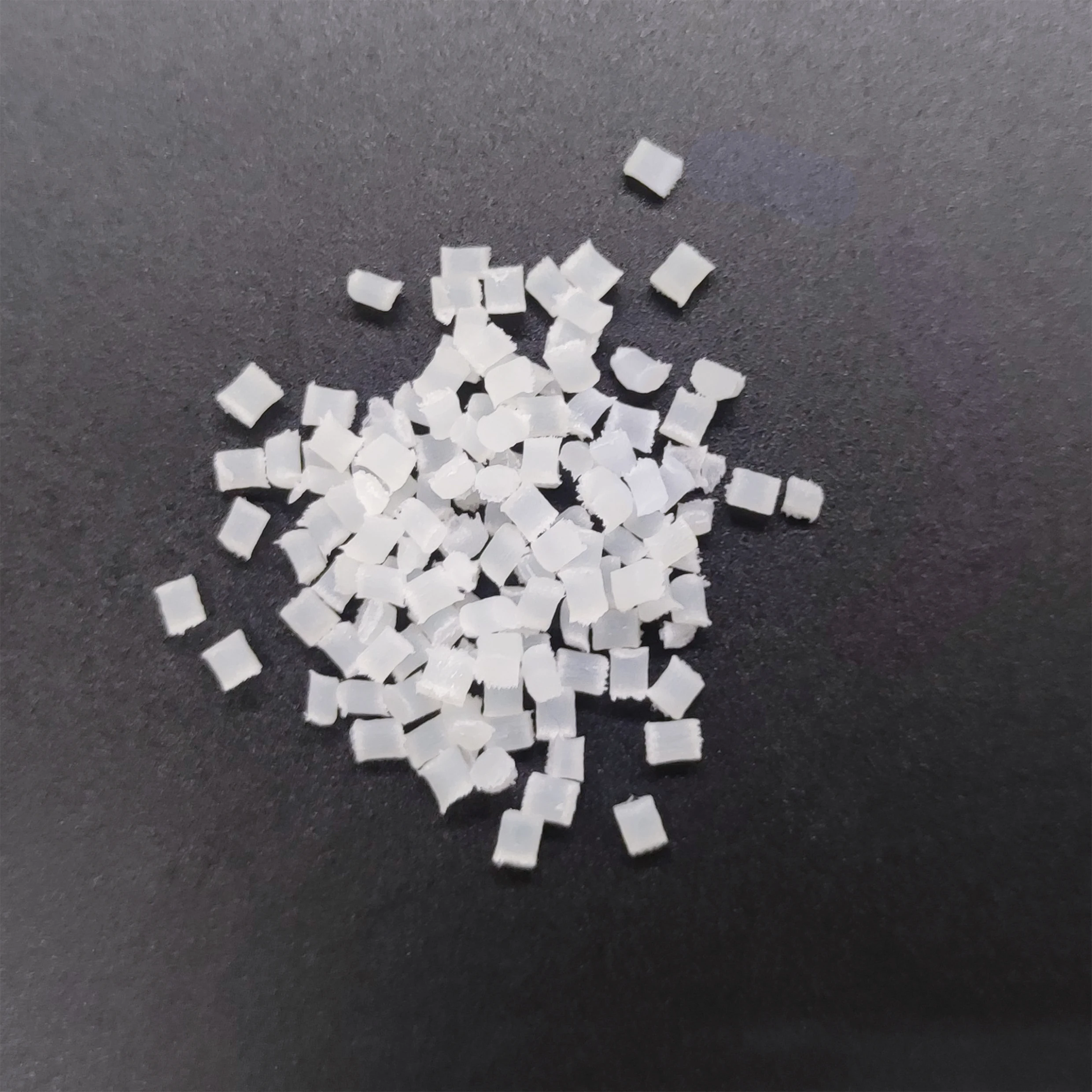 Nylon 6 30% Glass Fiber Natural Color Reinforced Glass Fiber PA6 GF30 Virgin Nylon Polyamide Pellets