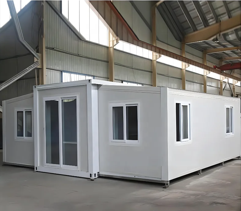 Very Cheap Proof 20Ft 40 Prefab Expandable Container House Steel Foldable Prefabricated Villa 4 Bedroom With Toilet Factory
