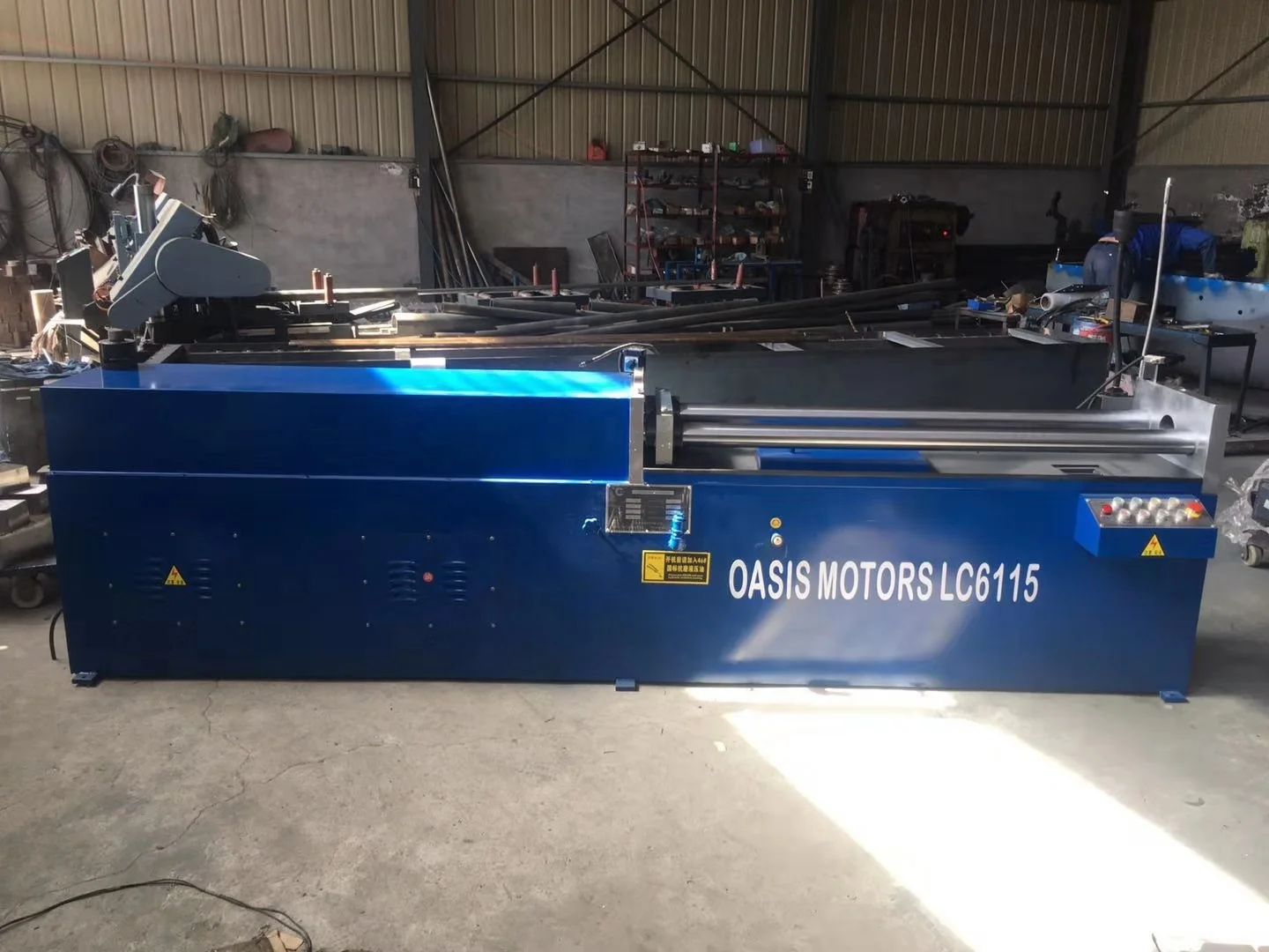 Горизонтальная бировальная машина по низкой цене, гидравлическая горизонтальная бировальная машина 15t модель LC6115 для продажи