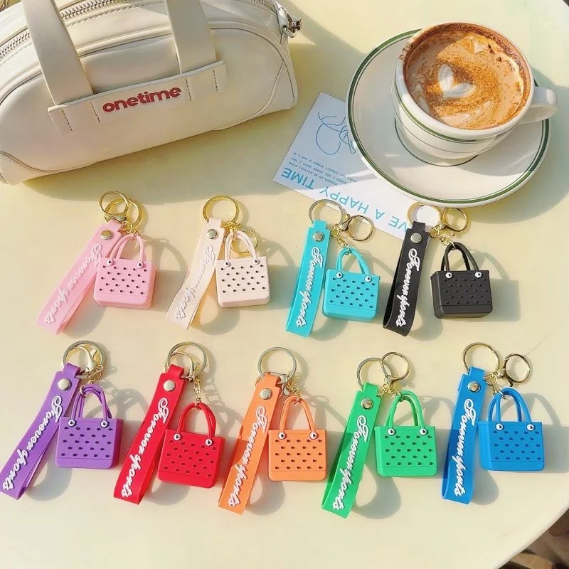 new 3D keychains EVA beach hole bag key chain fashion seaside big basket PVC silicone pendant mini bogg keychain