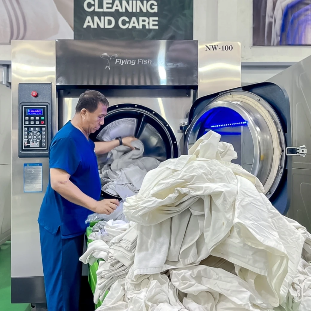 Industrial Automatic Laundry Washing Machine Washer and Dryer Factory Price